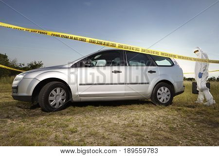 Crime scene investigation - collecting of evidences and traces around car