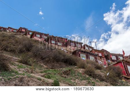 Red village and monastery at Larung gar (Buddhist Academy) in Sichuan China