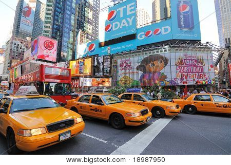 Crown Victoria taxier i Times Square