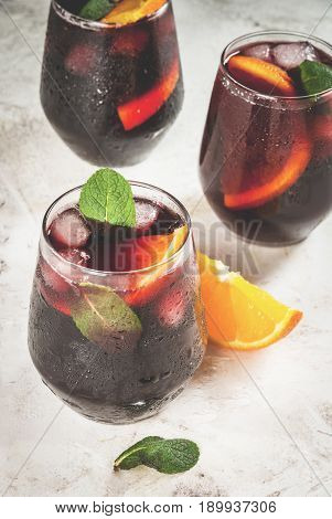 Traditional Spanish Cocktail, Tinto De Verano