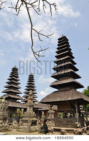 Un templo de hinduismo Taman ayun, Bali, Indonesia