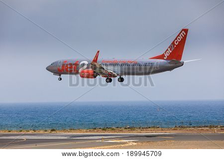 Arecife, Spain - April, 16 2017: Boeing 737-800 Of Jet2 With The Registration G-jzhg Landing At Lanz