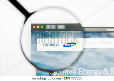 Los Angeles, California, Usa - 12 March 2019: Illustrative Editorial, Samsung Sdi Website Homepage. 