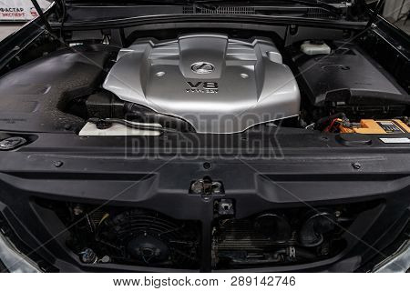 Novosibirsk, Russia - March 11, 2019:  Lexus Lx-470,close-up Of The Engine, Front View. Photography 