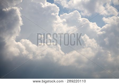 Clouds Are Gathering A Rain Stom Light