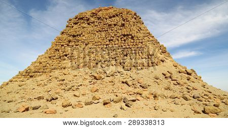 The   Antique Pyramids Of The Black Pharaohs