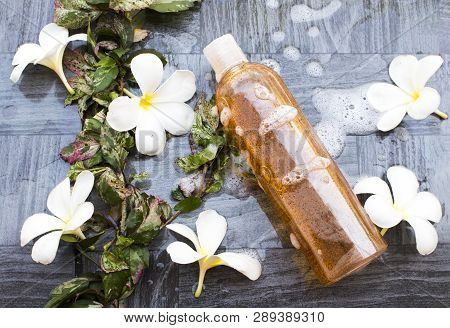 Liquid Soap Exfoliating Body Wash Smooth Skin Natural Extract Nature With Soapsuds For Health Care B
