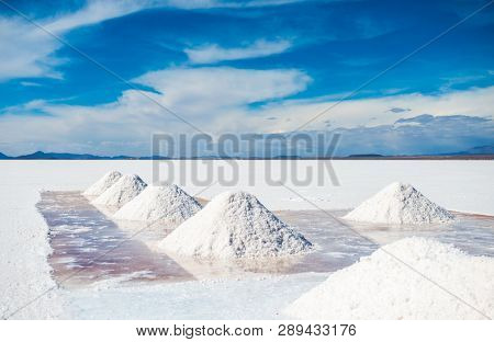 Sunshine scenery of area with salt banks in Salar de Uyuni in Bolivia