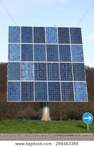 Tilting And Rotating Solar Module, With Twenty-four Fields