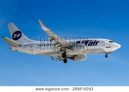 Moscow, Russia - March 14, 2019: Aircraft Boeing 737-524(wl) Vp-bfs Of Utair Aviation Going To Landi