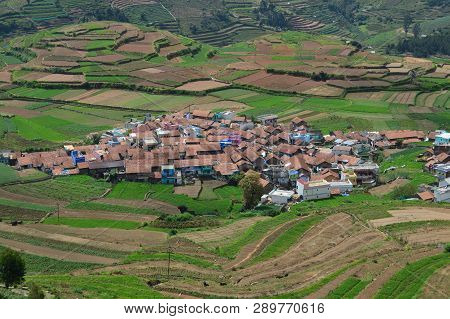 Poombarai Village And Terraced Farming In Kodaikanal