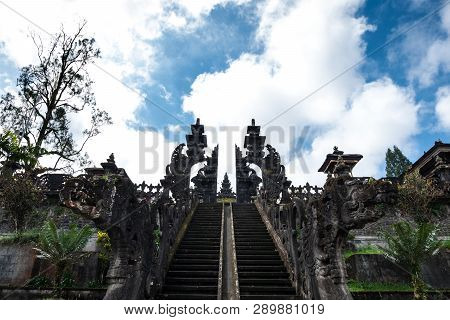 Top Of Pura Besakih