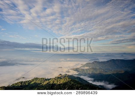 The Sea Of Fog With Forests And Mountains Valley ,beautiful In Nature Landscape ,doi Thule ,tak Prov