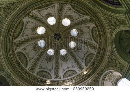 Austria, Vienna, September 2018. Dome Of The Michaelertrakt Of The Palace Complex Of The Hofburg In 