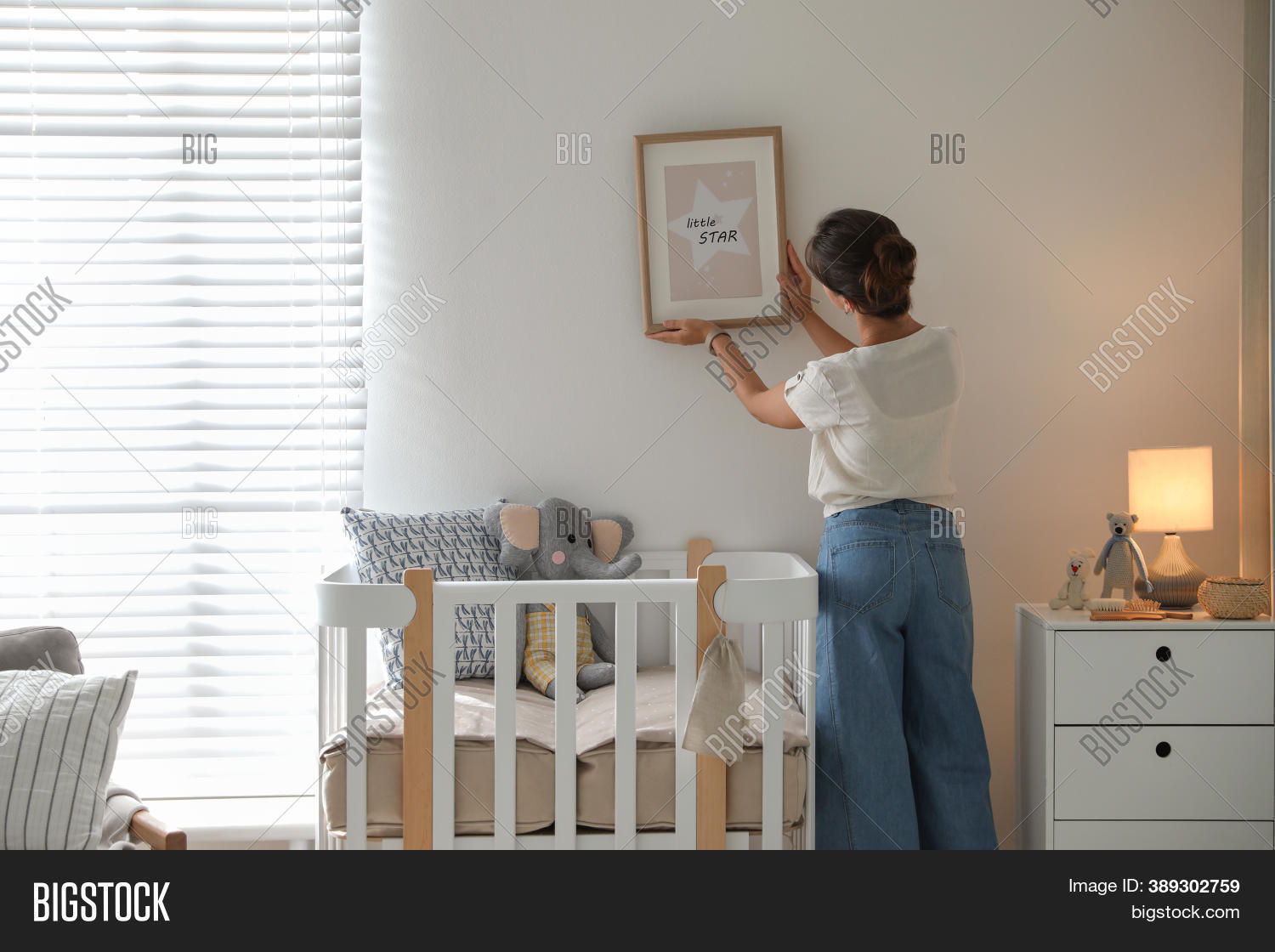 Decorator Hanging Image & Photo (Free Trial) Bigstock