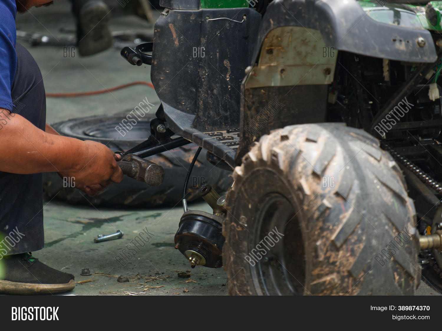 Mechanic Fixing Atv Image & Photo (Free Trial) Bigstock