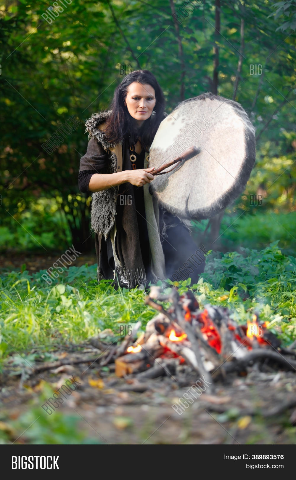 Shaman Woman Performs Image & Photo (Free Trial) | Bigstock