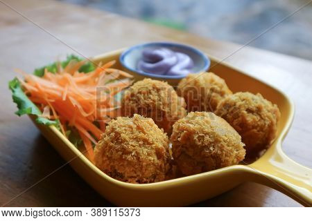Potato Ball, Cheese Balls With Dip For Serve