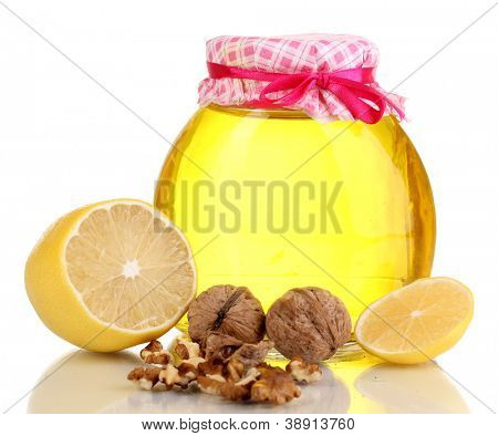 Gesunde Zutaten für die Stärkung der Immunität, isolated on white
