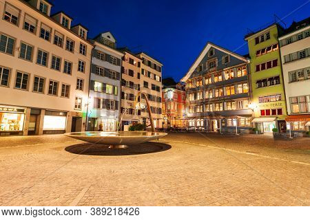 Zurich, Switzerland - July 08, 2019: Colorful Houses At The Munsterhof Main Square In The Centre Of 