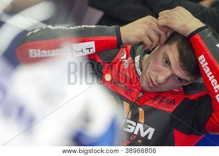CHESTE - 9 พฤศจิกายน: Claudio Corti ระหว่าง MOTOGP Comunitat Valenciana, 9 พฤศจิกายน 2012 ผม