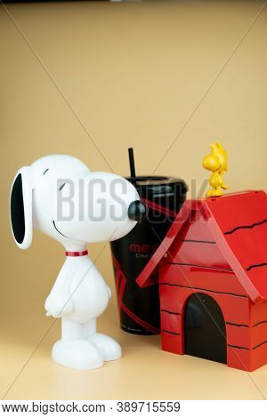 Samut Prakan, Thailand - October 14, 2020 : Set Of Popcorn Bucket And Drink Cup Of Cartoon Snoopy An
