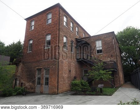 Richmond, Usa - June 7, 2019: The Site Of The Former Tredegar Ironworks Factory That Now Houses The 