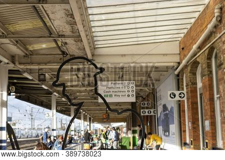 Doncaster, Yorkshire, Northern England -  October 7, 2020. Sculpture Showing Only The Outline Of A M