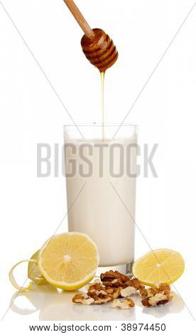 Gesunde Zutaten für die Stärkung der Immunität, isolated on white