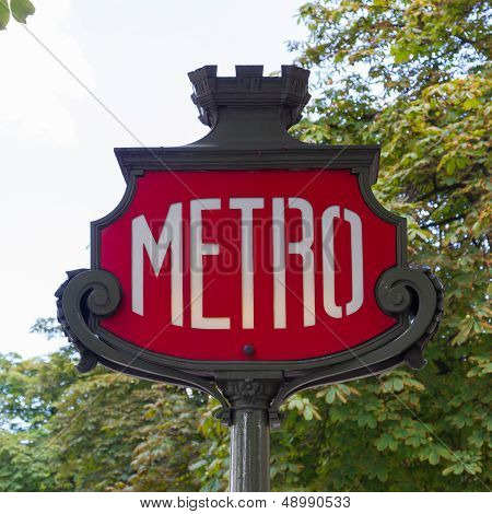 Parisian Metro Sign