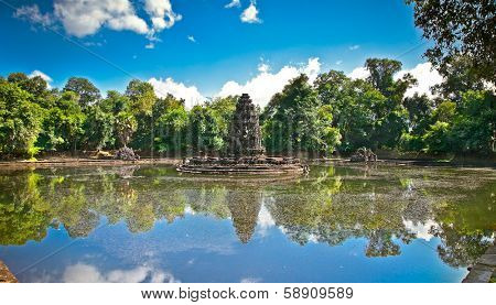 Neak Pean (