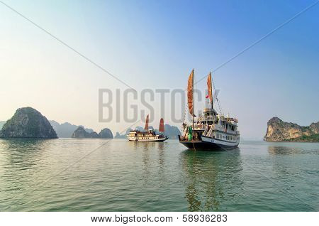 Halong bay (QuangNinh, Vietnam)