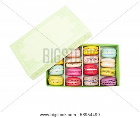 Macaroon In  Paper Box