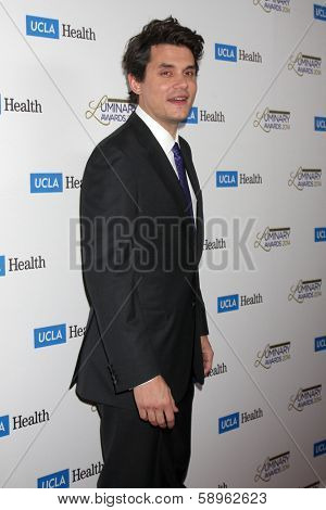 LOS ANGELES - JAN 22:  John Mayer at the UCLA Head and Neck Surgery Luminary Awards at Beverly Wilshire Hotel on January 22, 2014 in Beverly Hills, CA