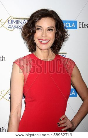 LOS ANGELES - JAN 22:  Teri Hatcher at the UCLA Head and Neck Surgery Luminary Awards at Beverly Wilshire Hotel on January 22, 2014 in Beverly Hills, CA