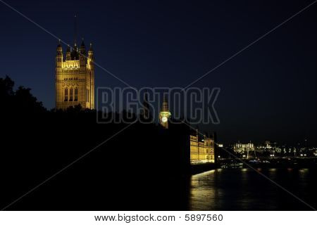 Palace Westminster, és a Temze, a London, Anglia, Egyesült Királyság, Európa, éjjel