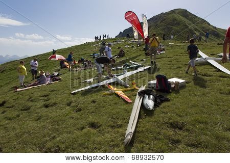 Radio control planes