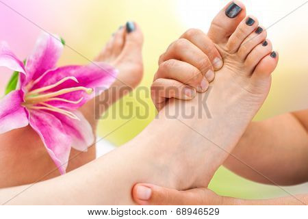 Extreme Close Up Foot Massage
