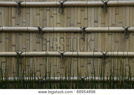 Japan, Himeji, Himeji Koko-en Gardens, split bamboo wall, close-up