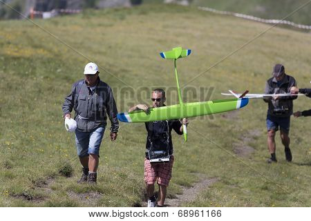Radio control planes