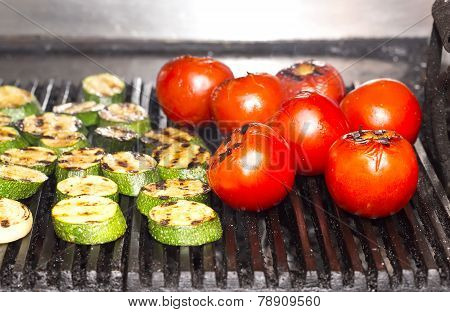 cooking vegetables on the grill