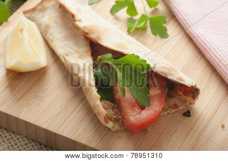 Lahmacun Roll