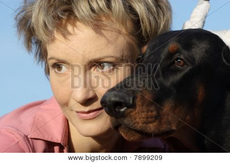 Donna con cane