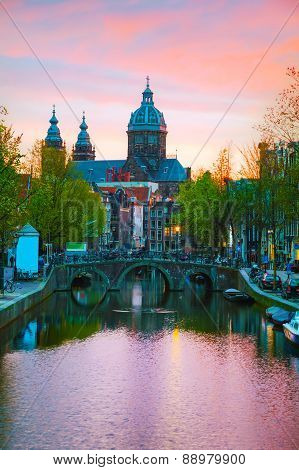 The Basilica Of Saint Nicholas (sint-nicolaasbasiliek) In Amsterdam