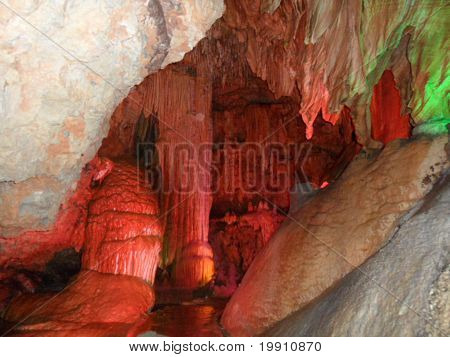 MERMAC hule Salactites stalagmitter
