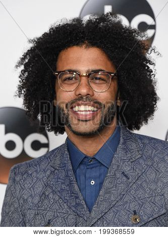 LOS ANGELES - AUG 06: Daveed Diggs  arrives for the ABC TCA Summer Press Tour 2017 on August 6, 2017 in Beverly Hills, CA                