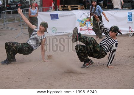 performance of the millitary-patriotic club 