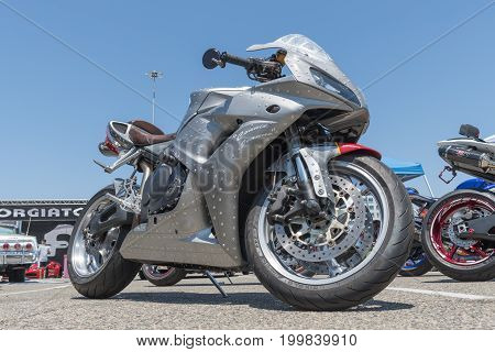 Yamaha Yzf-r1 On Display During Dub Show Tour