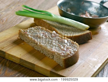 Schmaltz Spread