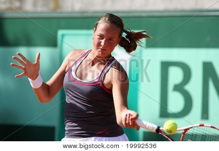 Oksana Kalashnikova (geo) op Roland Garros 2011